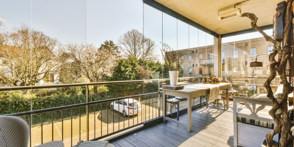 Carpintería Metálica de Aluminio / PVC en Sabadell · Cortinas de Cristal