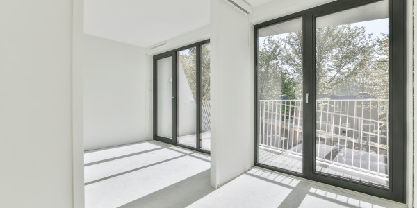 Carpintería Metálica de Aluminio / PVC en Sabadell · Bloqueador Central de Hoja