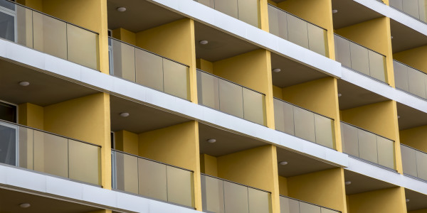 Carpintería Metálica de Aluminio / PVC en Sabadell · Balconeras
