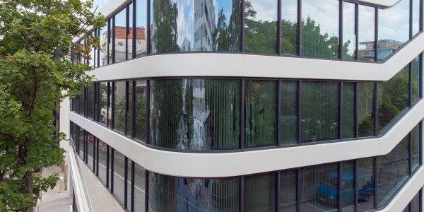 Fabricantes / Instaladores de Puertas y Ventanas de Aluminio / PVC Sabadell · Doble o Triple Vidrio