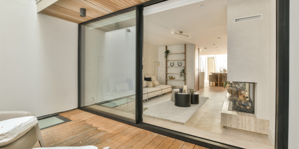 Puertas y Ventanas Insonorizadas de Aluminio / PVC en Sabadell · Sistema Antilevantamiento