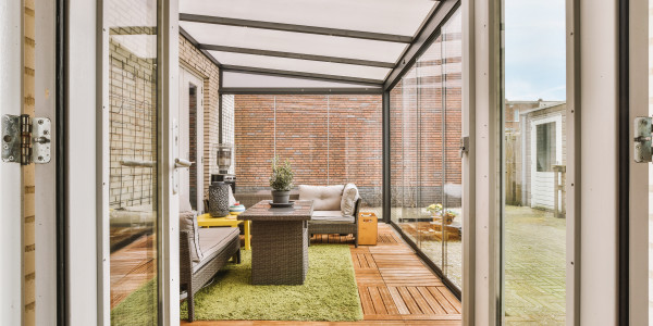 Puertas y Ventanas Insonorizadas de Aluminio / PVC en Sabadell · Cortinas de Cristal